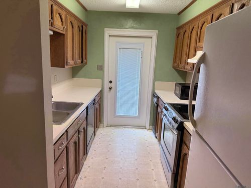 apt-9-4624 Parkoaks Dr, Baton Rouge, LA, 70816-4788 | Card Image