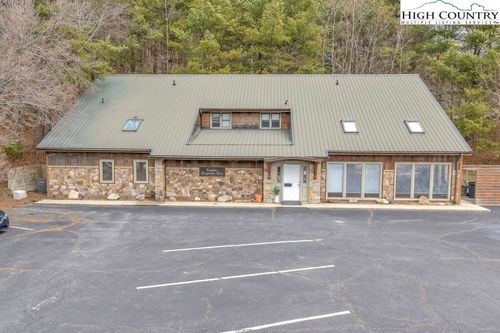 483 Highway 105 Ext, Boone, NC, 28607-4799 | Card Image