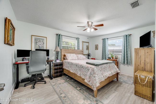 262 Dock Ave, House other with 2 bedrooms, 2 bathrooms and null parking in SEBASTIAN FL | Image 18