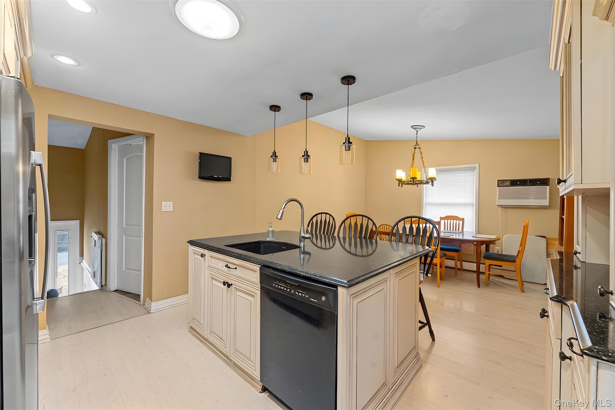Residential in Brookhaven 4