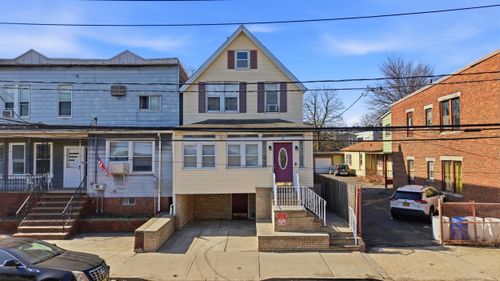 36 W 27th St, Bayonne, NJ, 07002-3824 | Card Image