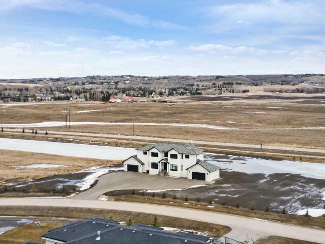 35 Windhorse Green, Home with 8 bedrooms, 6 bathrooms and 20 parking in Rural Rocky View County AB | Image 46