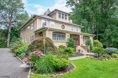137 Boulevard, Mountain Lakes, NJ, 07046-1299 | Card Image