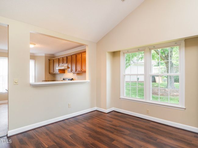 Living Room | Image 9