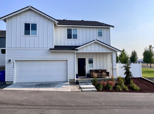 24348 E Goshawk Way, Liberty Lake, WA, 99019-5401 | Card Image