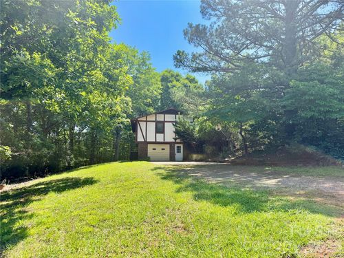 185 Dulaney Dr, Nebo, NC, 28761-5514 | Card Image