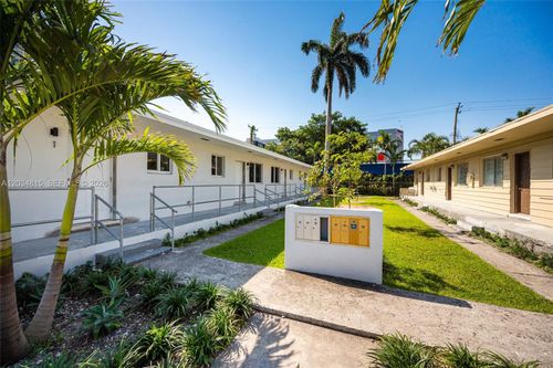 1-1080 Ne 80th St, Miami, FL, 33138-4279 | Card Image