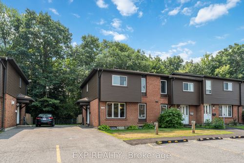 91-3190 Stockton Dr, Gloucester, ON, K1T1S1 | Card Image