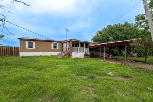 100 Cattle Bnd, Niederwald, TX, 78640-4464 | Card Image