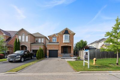 84 Bathgate Cres, House other with 3 bedrooms, 3 bathrooms and 4 parking in Courtice ON | Image 1