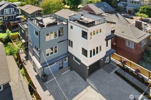 707 B N 65th St, Seattle, WA, 98103 | Card Image