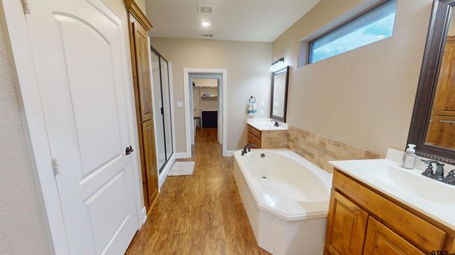 1005 Crescent Hill Ct, House other with 4 bedrooms, 2 bathrooms and null parking in Bullard TX | Image 11