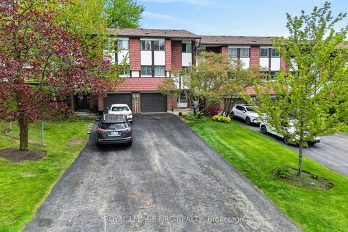 53 Larraine Ave, Dundas, ON, L9H6E5 | Card Image