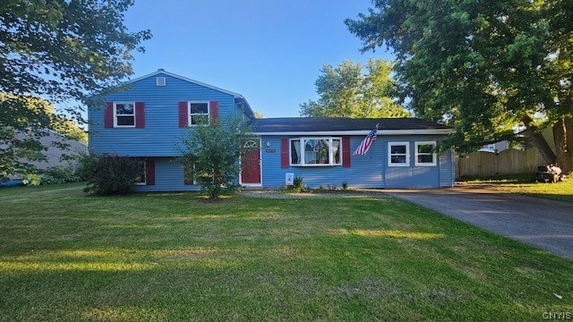 Inverrary Dr, Liverpool, NY 13090