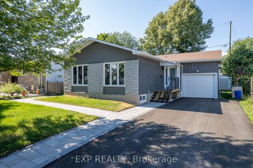 b-1861 Arizona Ave, Ottawa, ON, K1H6Z5 | Card Image