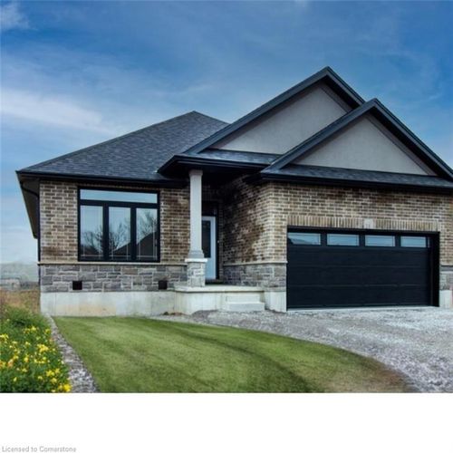 82 Duchess Dr, Delhi, ON, N4B0B3 | Card Image