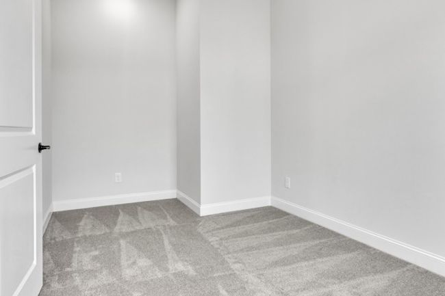 Another angle of the office/flex room. | Image 6