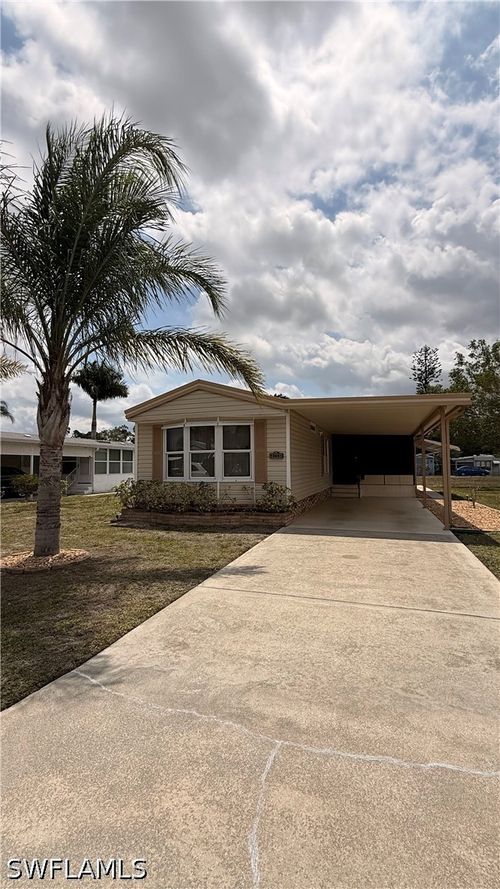 10651 Wales Loop, BONITA SPRINGS, FL, 34135-6685 | Card Image