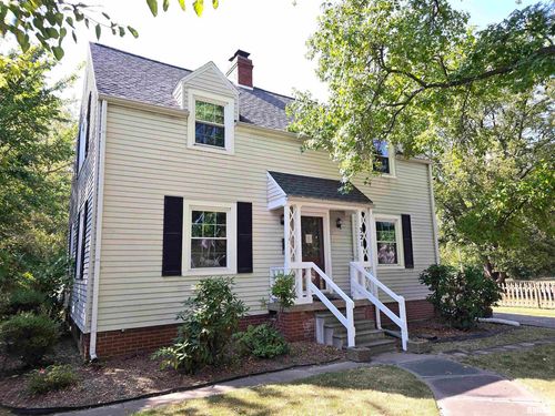 321 N East St, Olney, IL, 62450-2651 | Card Image