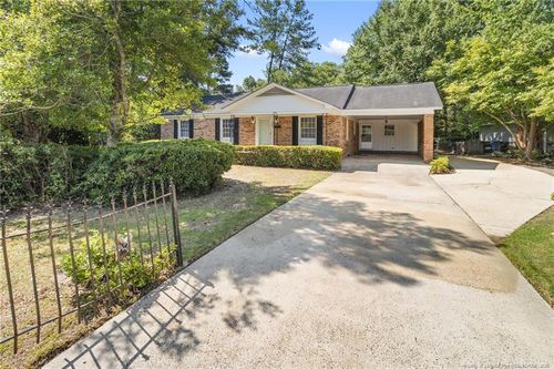 309 Kenwood Dr, Fayetteville, NC, 28311-1325 | Card Image