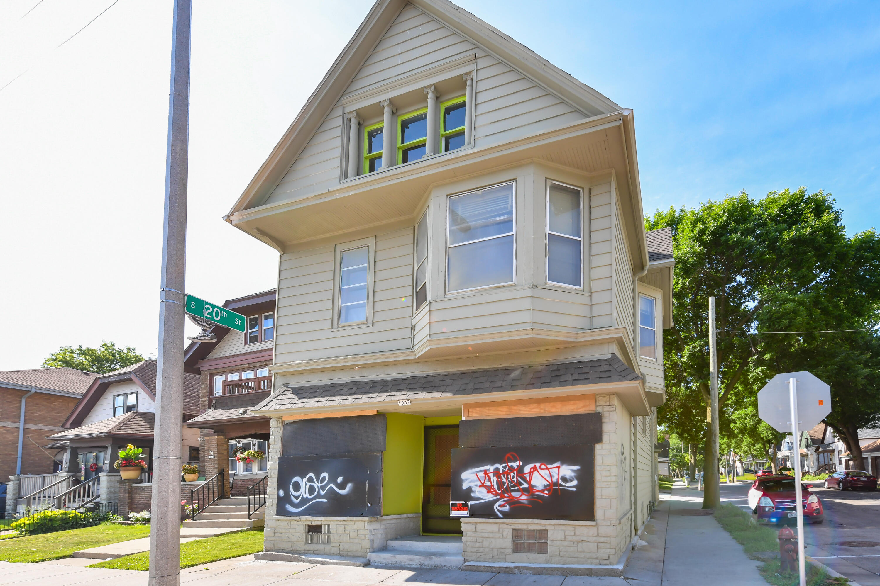 Commercial Sale in Milwaukee
