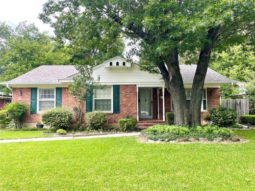 715 S Rusk St, Gainesville, TX, 76240-5316 | Card Image