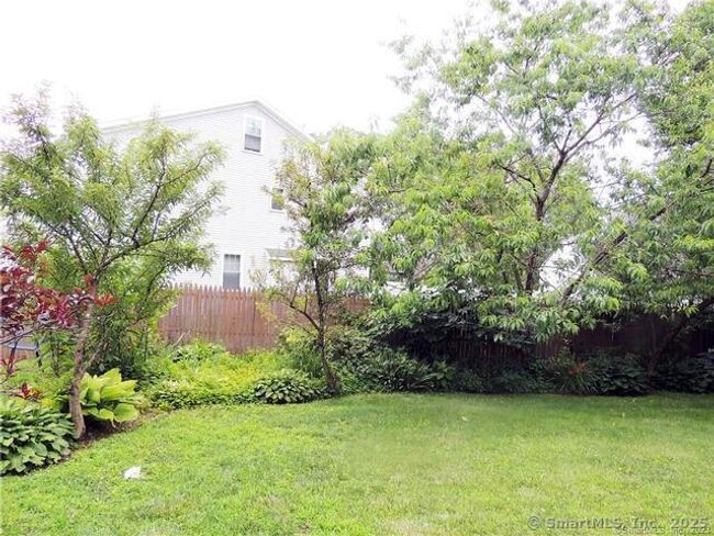 211 Hunyadi Ave, Home with 3 bedrooms, 2 bathrooms and null parking in Fairfield CT | Image 22
