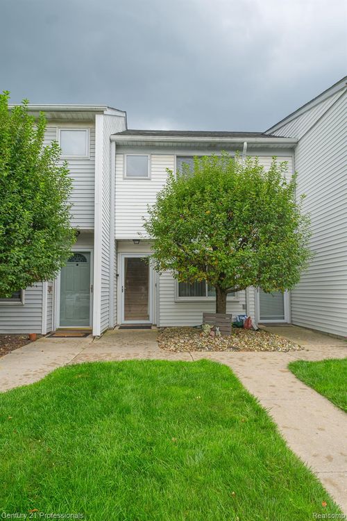 30-25 Rosebud Lane, Mt Clemens, MI, 48043 | Card Image