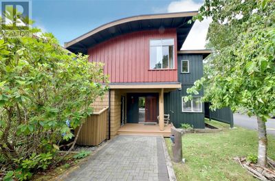 5 - 1383 Thornberg Cres, Townhouse with 3 bedrooms, 2 bathrooms and 1 parking in Tofino BC | Image 1