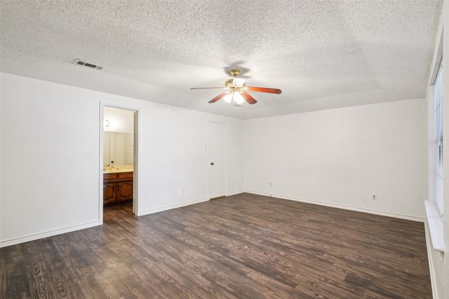 338 S Stewart Ave, Home with 6 bedrooms, 4 bathrooms and 4 parking in Lancaster TX | Image 16