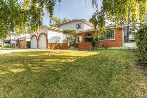 22 Varwood Pl Nw, Calgary, AB, T3A0C1 | Card Image