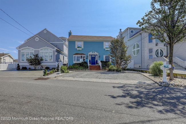 3256 Windsor Avenue, House other with 4 bedrooms, 2 bathrooms and null parking in Toms River NJ | Image 3