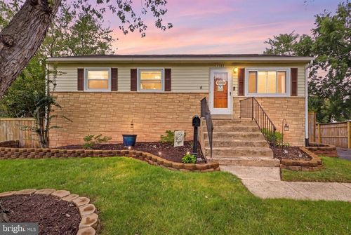7522 Albemarle Dr, Manassas Park, VA, 20111-4118 | Card Image