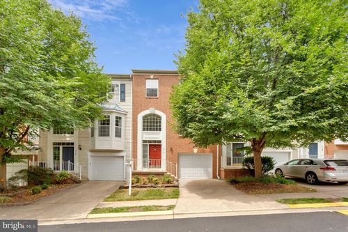 4112 Flower Box Ct, FAIRFAX, VA, 22030-6047 | Card Image