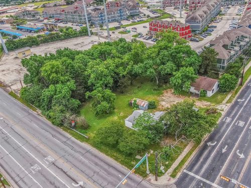 2807 E Villa Maria Rd, Bryan, TX, 77802-2034 | Card Image