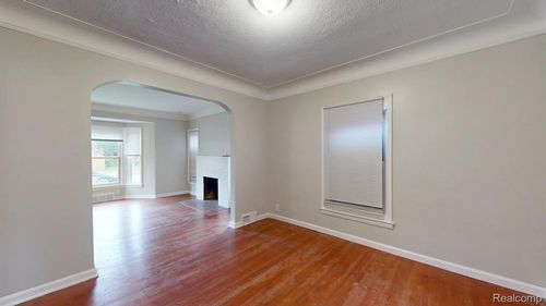 10800 Stratman St, Detroit, MI, 48224-2418 | Card Image