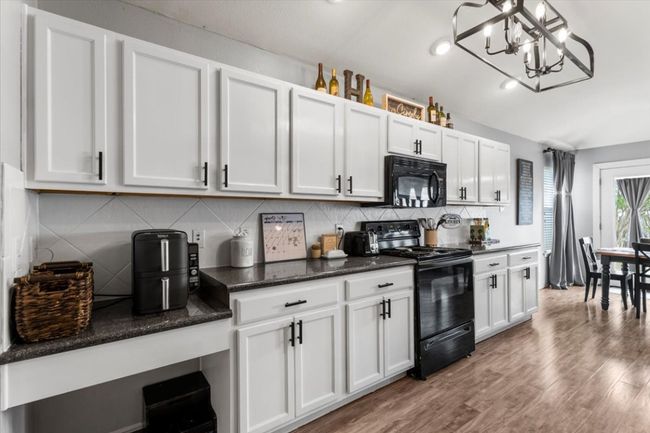 Kitchen | Image 14