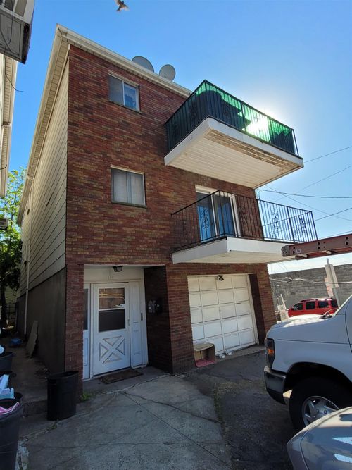 15 Reserve Ave, JC, Heights, NJ, 07307 | Card Image