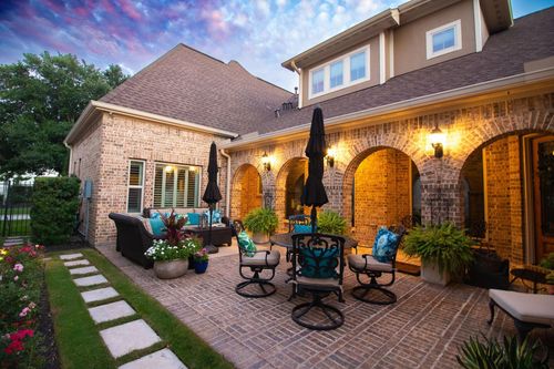 51 Woodglade Way, Tomball, TX, 77375-4767 | Card Image