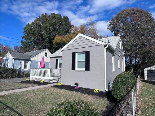 16 Monroe Dr Drive, Hampton, VA, 23669 | Card Image