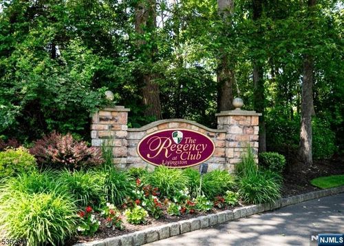 509 Kensington Ln, Livingston, NJ, 07039-8246 | Card Image