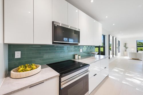 107-i-800 Greensward Ct, Delray Beach, FL, 33445-9037 | Card Image