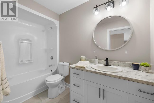 110 - 4-24 Waterview Hts, Condo with 2 bedrooms, 1 bathrooms and null parking in Charlottetown PE | Image 17