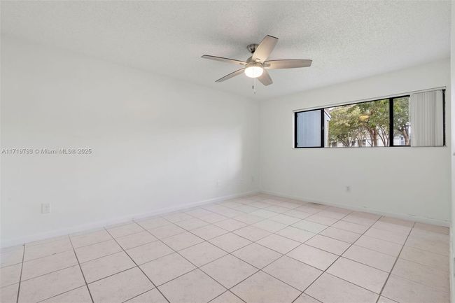 APT-106E - 9729 Hammocks Blvd, Condo with 2 bedrooms, 1 bathrooms and null parking in Miami FL | Image 6