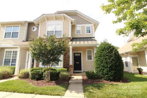 822 Gentlewinds Ct, Fort Mill, SC, 29708-6491 | Card Image