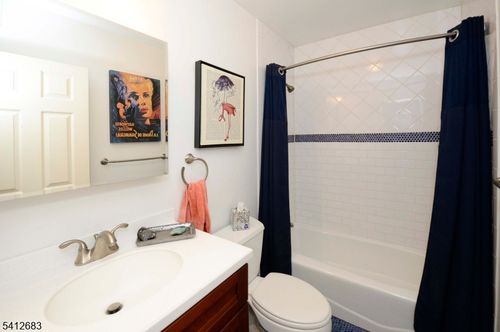 260 Main St, Little Falls, NJ, 07424-1370 | Card Image