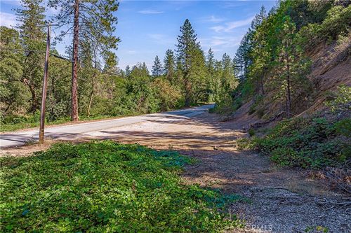 18102 Obrien Inlet Rd, Lakehead, CA, 96051-9635 | Card Image