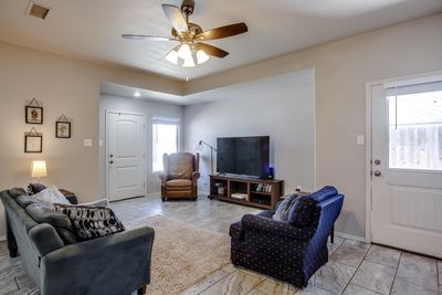 113th Street, Townhouse with 3 bedrooms, 2 bathrooms and null parking in Lubbock TX | Image 2