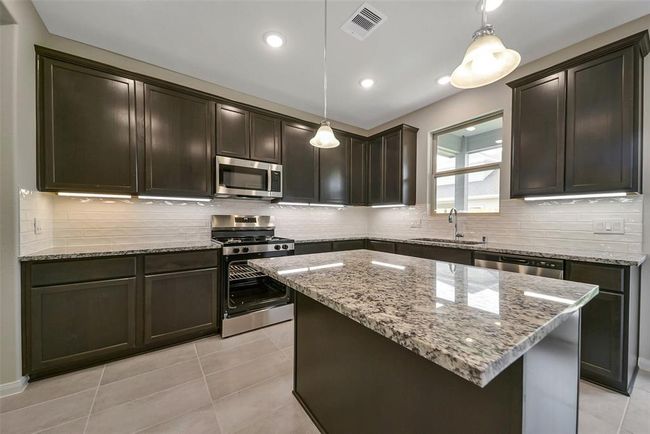 4215 Sternside Ln, House other with 4 bedrooms, 3 bathrooms and 2 parking in Houston TX | Image 6