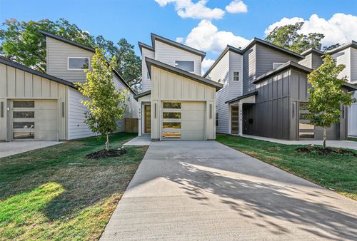 2413 Easley St, Dallas, TX, 75215-5339 | Card Image